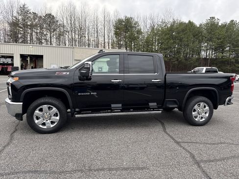 Used 2022 Chevrolet Silverado 2500 LTZ w/ LTZ Plus Package image 4