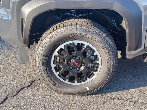 New 2026 Toyota Tacoma TRD Off-Road AWD/4WD image 11