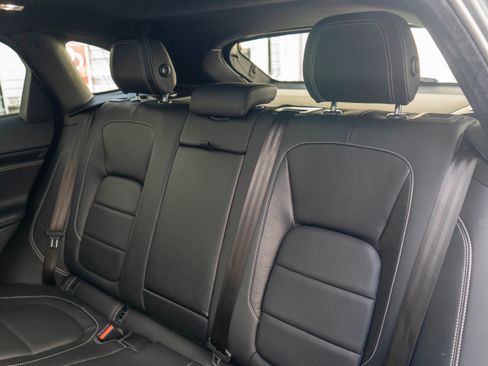 Used 2017 Jaguar F-PACE S image 27