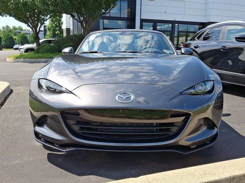 New 2026 MAZDA MX-5 Miata RF Grand Touring w/ Appearance Package RWD image 2