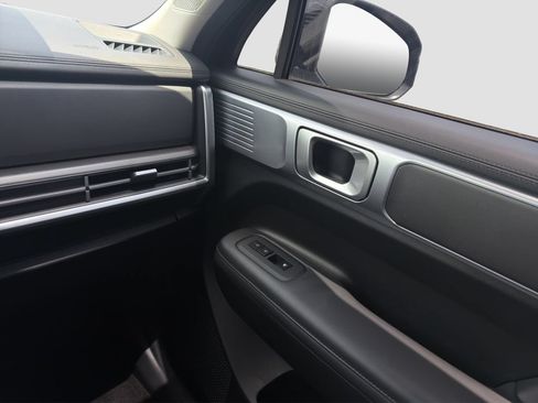 Used 2024 Hyundai Santa Fe SEL FWD image 26
