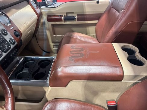 Used 2014 Ford F350 King Ranch w/ King Ranch w/Chrome Package image 84