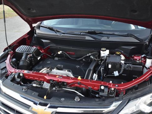 Used 2018 Chevrolet Equinox Premier image 35