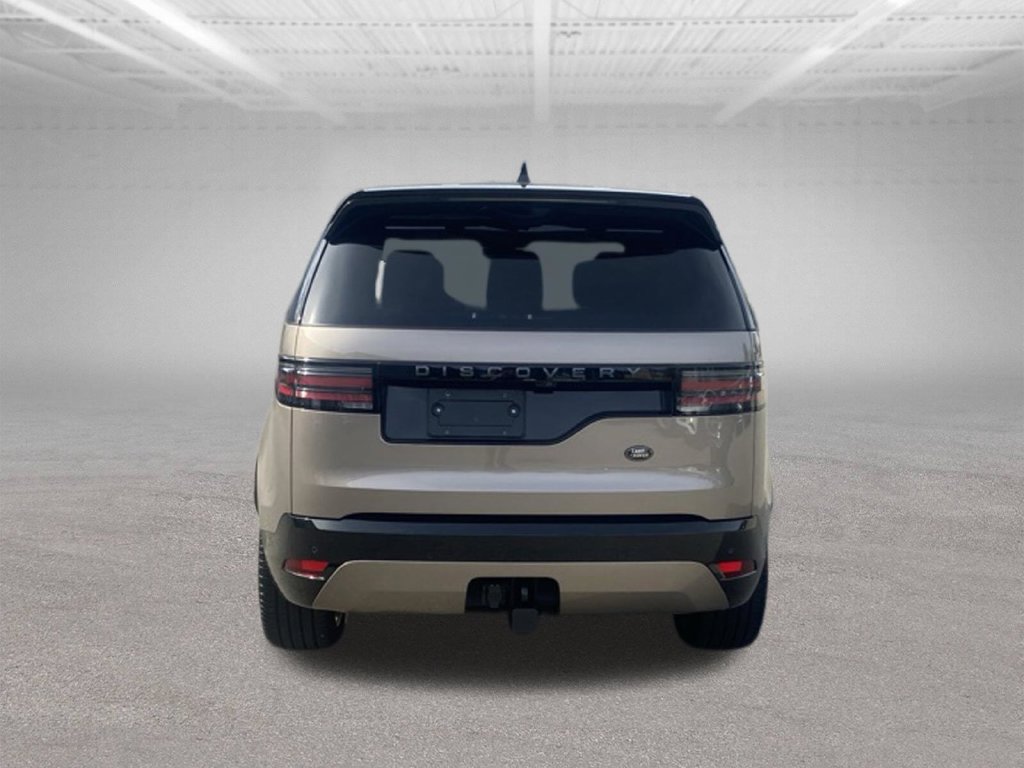 Used 2025 Land Rover Discovery Dynamic SE AWD/4WD image 4