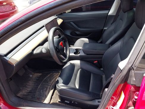 Used 2021 Tesla Model 3 Standard Range Plus RWD image 4