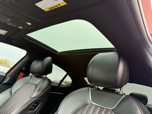 Used 2022 Genesis G70 3.3T w/ Sport Advanced Package RWD image 13