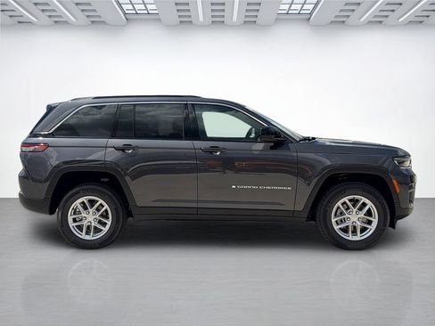 New 2026 Jeep Grand Cherokee L Summit w/ Obsidian Package AWD/4WD image 2