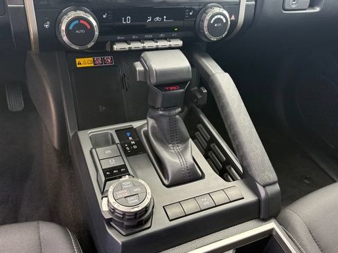 Used 2024 Toyota Tacoma TRD Off-Road w/ TRD Off Road Upgrade Package AWD/4WD image 21