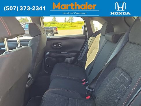 Used 2025 Honda HR-V Sport image 12