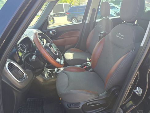 Used 2014 FIAT 500L Trekking w/ Popular Equipment Group FWD image 10