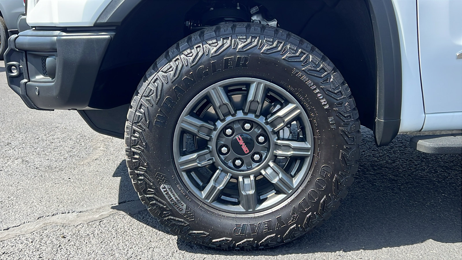 Certified 2024 GMC Sierra 1500 AT4X AWD/4WD image 10