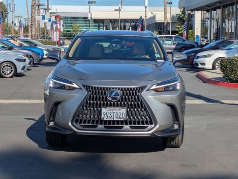 Used 2026 Lexus NX 350h AWD w/ Accessory Package (Z2) image 2