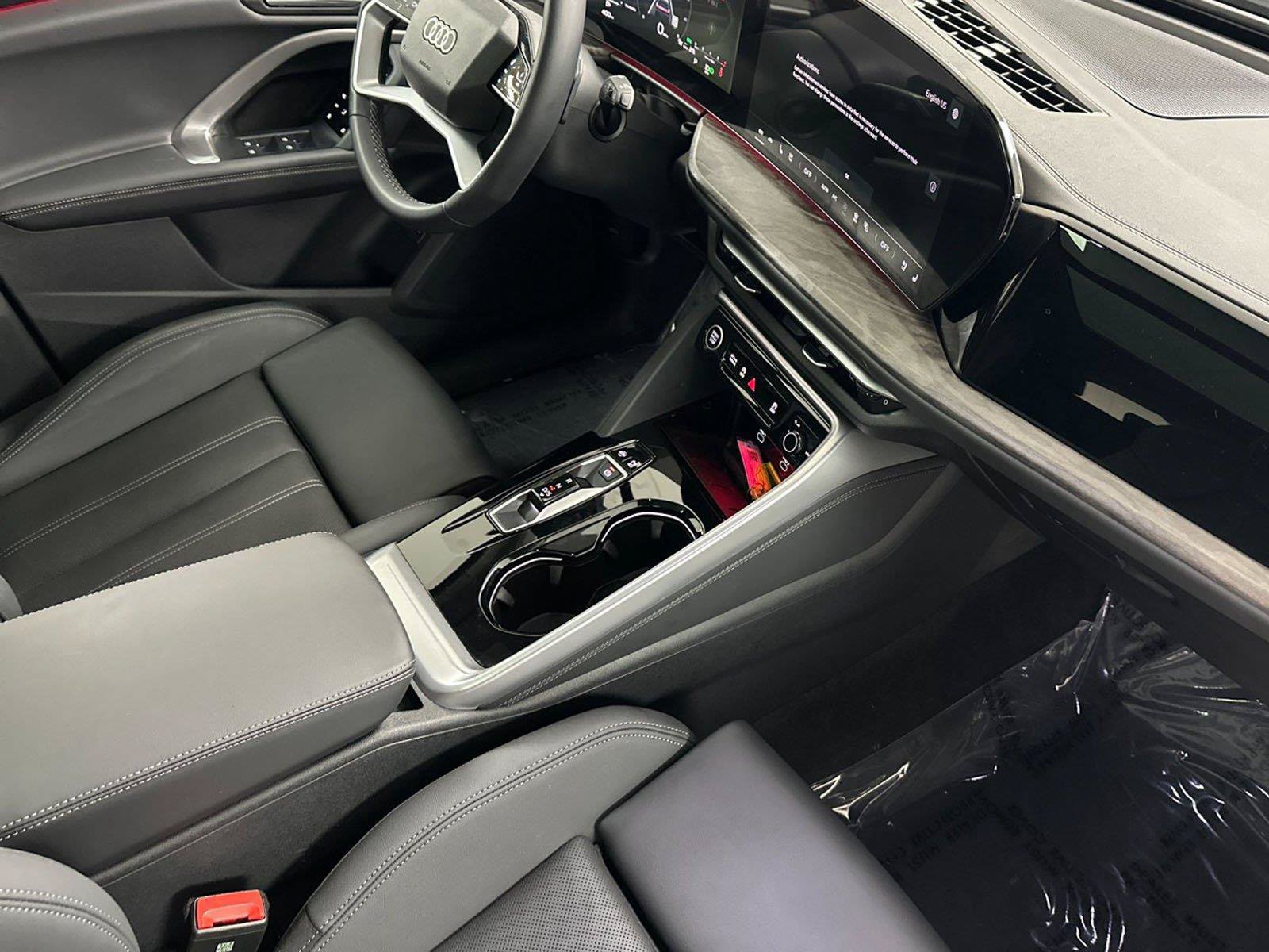 Used 2025 Audi Q5 Premium Plus AWD/4WD image 15