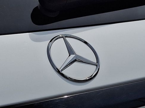 Certified 2023 Mercedes-Benz GLC 300 4MATIC image 29