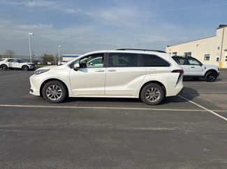 Used 2025 Toyota Sienna XLE w/ XLE Plus Package video 2