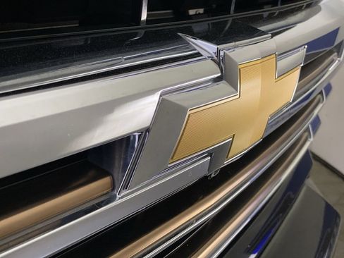 Used 2021 Chevrolet Silverado 2500 High Country AWD/4WD image 38
