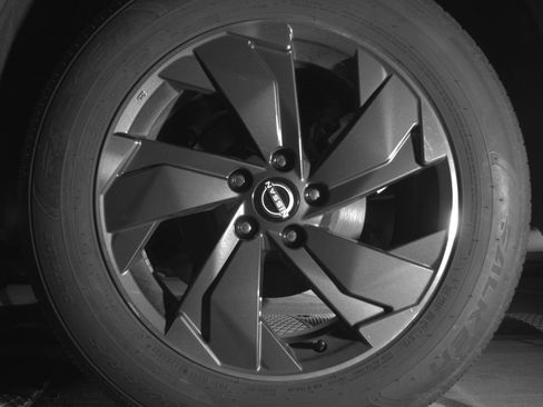 Used 2025 Nissan Rogue SV FWD image 14