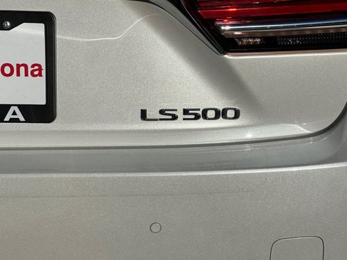 Used 2018 Lexus LS 500 image 24