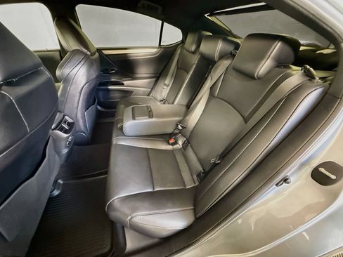 Certified 2024 Lexus ES 350 F Sport w/ Accessory Package (Z2) FWD image 26