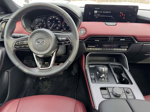 Used 2025 MAZDA CX-70 3.3 Turbo S w/ Premium Package image 17