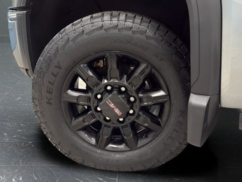 Used 2024 GMC Sierra 2500 AT4 w/ AT4 Premium Plus Package AWD/4WD image 40