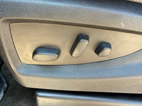 Used 2017 Chevrolet Silverado 2500 LT w/ LT Convenience Package AWD/4WD image 16