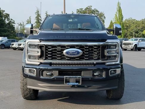 Used 2024 Ford F450 Platinum w/ FX4 Off-Road Package AWD/4WD image 9