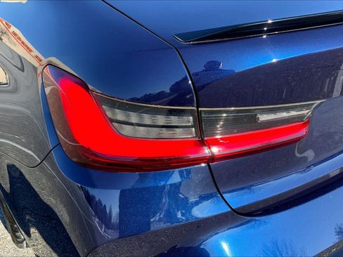 Used 2022 BMW M3 image 27