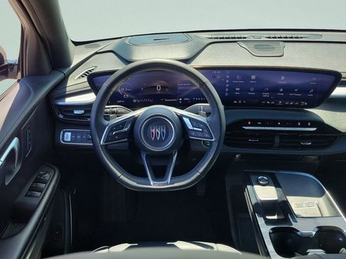 Used 2025 Buick Enclave Sport Touring image 12