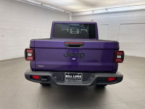 New 2026 Jeep Gladiator Sport image 4