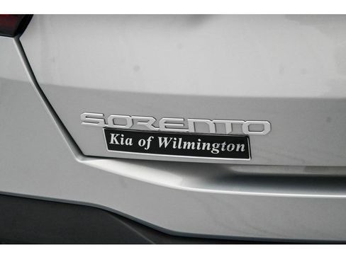 New 2026 Kia Sorento S image 36