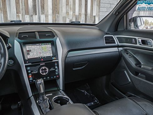 Used 2015 Ford Explorer Sport w/ Equipment Group 401A AWD/4WD image 18