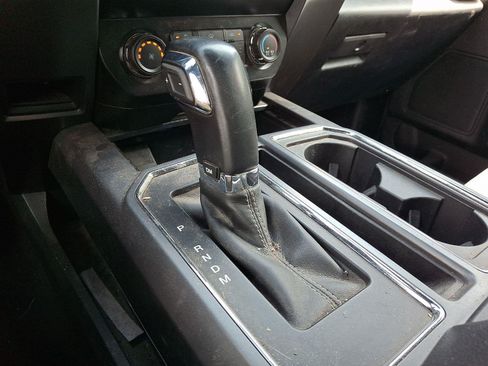 Used 2019 Ford F150 XLT w/ Equipment Group 302A Luxury AWD/4WD image 14