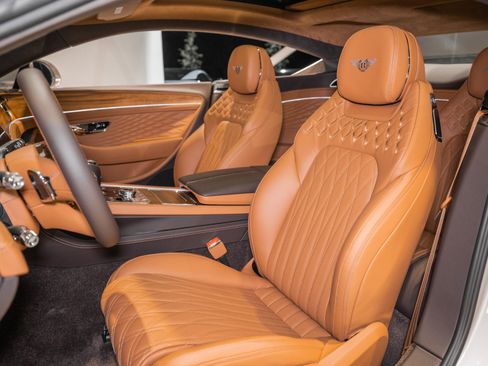 Used 2026 Bentley Continental GT AWD/4WD image 20