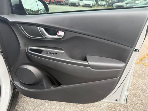 Certified 2022 Hyundai Kona SEL w/ Convenience Package FWD image 14
