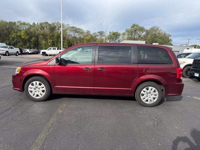 Used 2019 Dodge Grand Caravan SE w/ UConnect Hands-Free Group FWD image 5