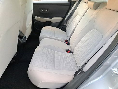 Certified 2023 Honda HR-V LX image 11