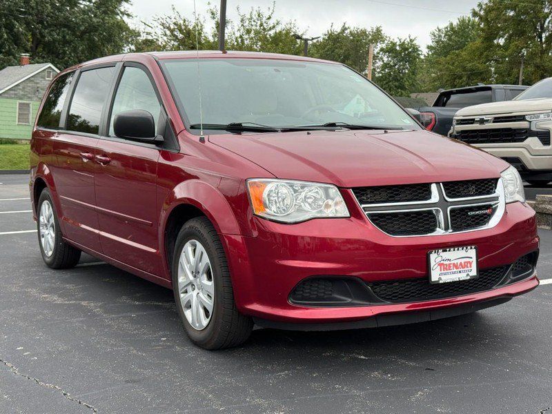Used 2015 Dodge Grand Caravan SE w/ Quick Order Package 29E SE FWD image 2