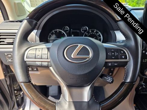 Used 2023 Lexus GX 460 Luxury w/ Accessory Package image 30