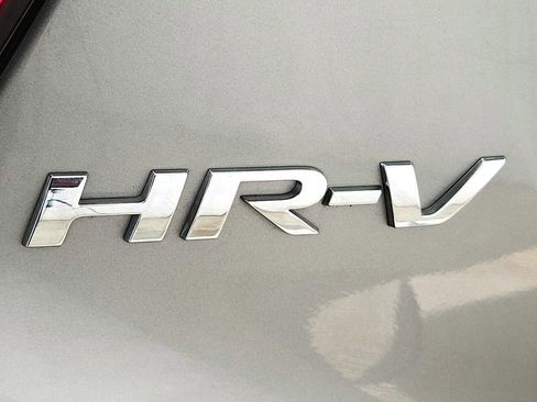 Used 2019 Honda HR-V Sport image 32