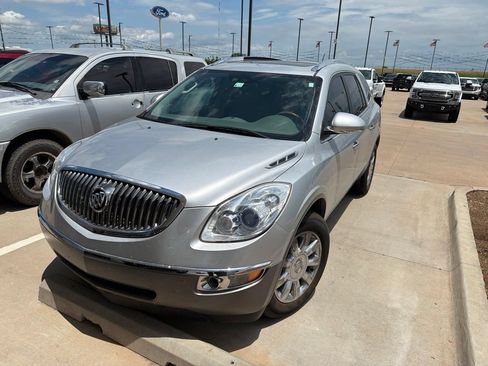 Used 2012 Buick Enclave Premium FWD image 1