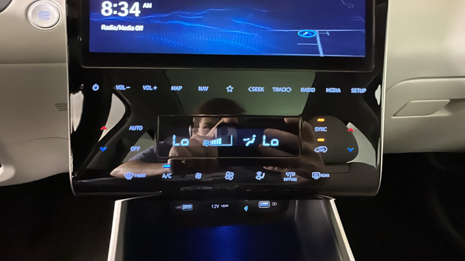 Certified 2022 Hyundai Tucson Limited AWD/4WD image 29