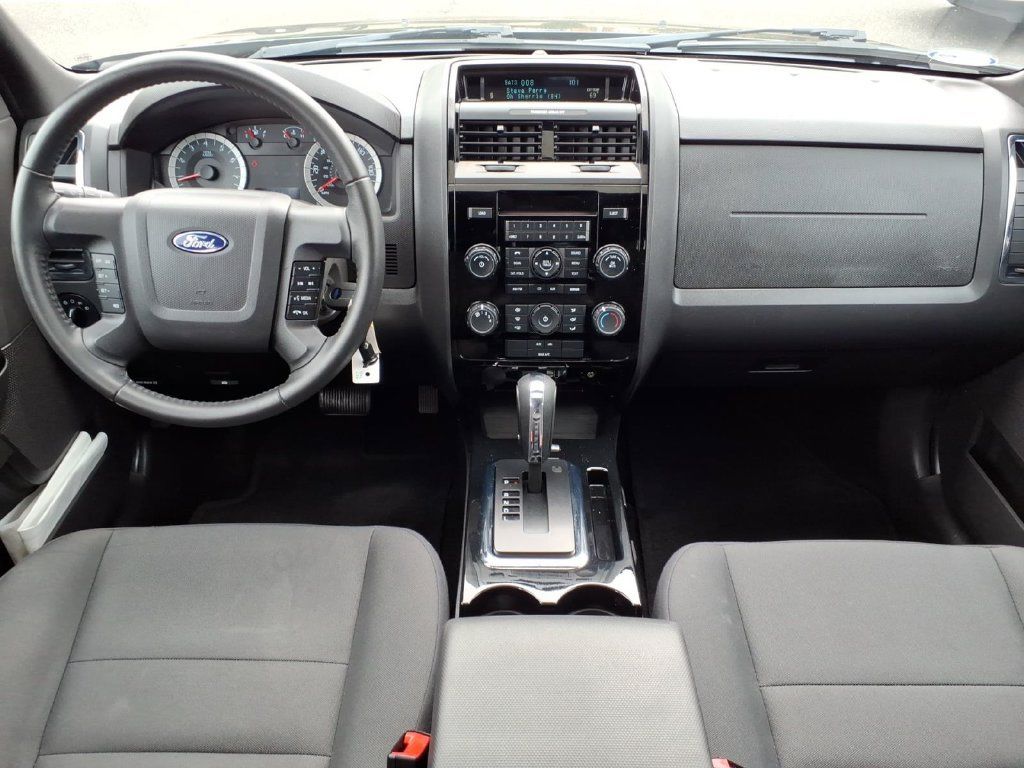 Used 2011 Ford Escape XLT w/ 201A Rapid Spec Order Code FWD image 14
