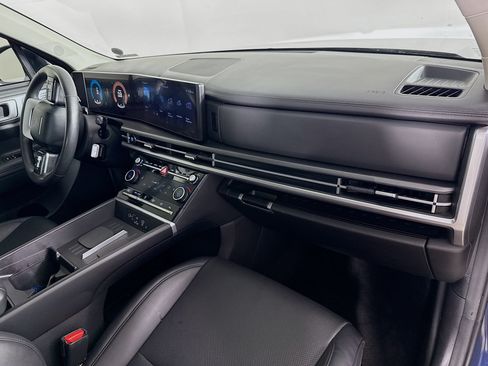 Used 2025 Hyundai Santa Fe SEL FWD image 36