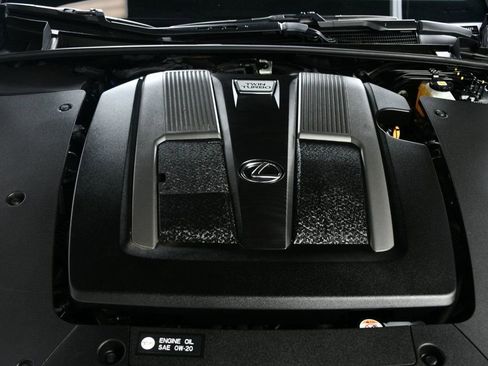 Used 2023 Lexus LS 500 w/ Accessory Package (Z2) image 79