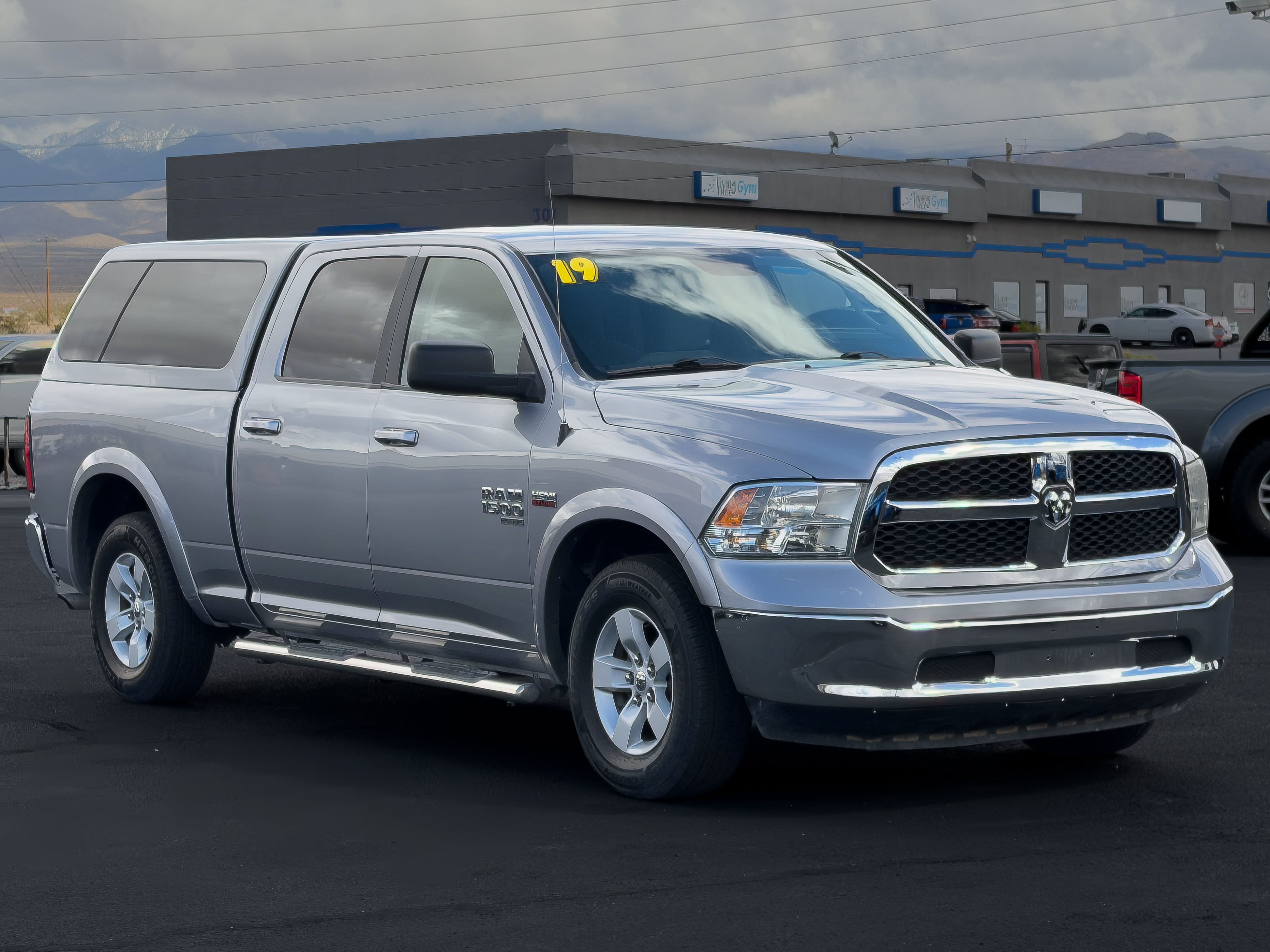 Used 2019 RAM 1500 Classic SLT RWD image 7