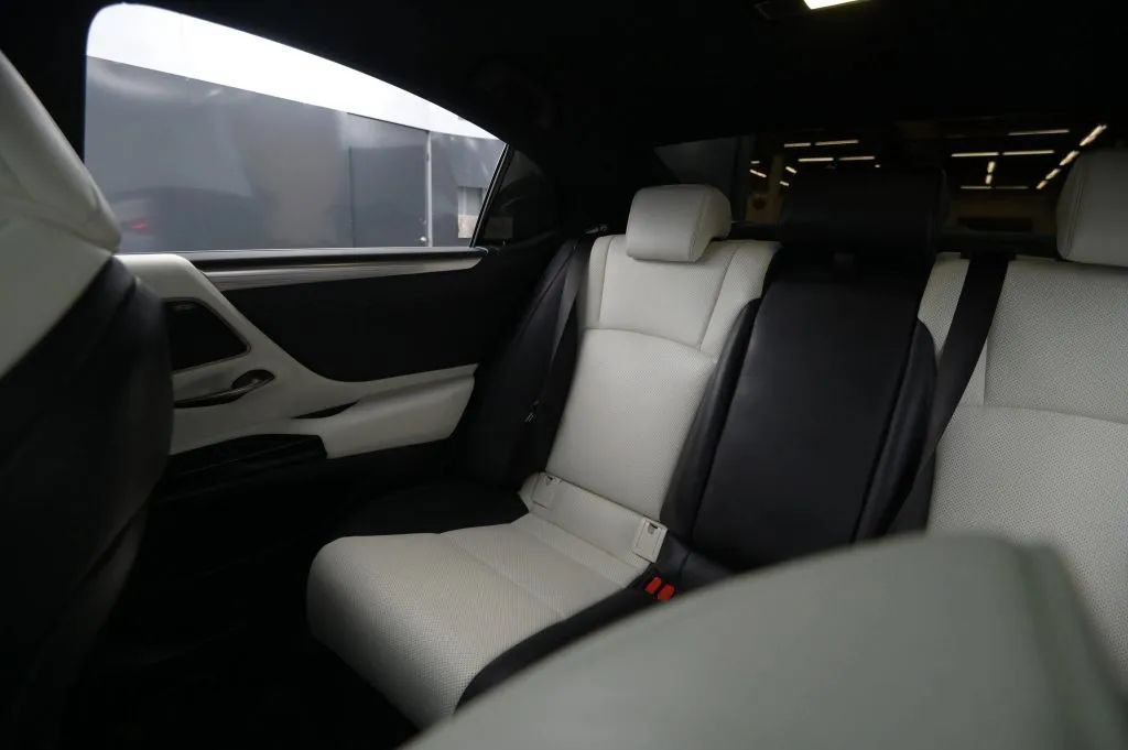 Used 2024 Lexus ES 350 F Sport w/ Accessory Package (Z2) FWD image 42