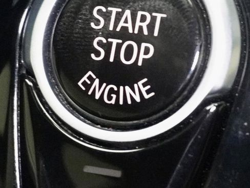 Used 2018 BMW 540i xDrive image 21