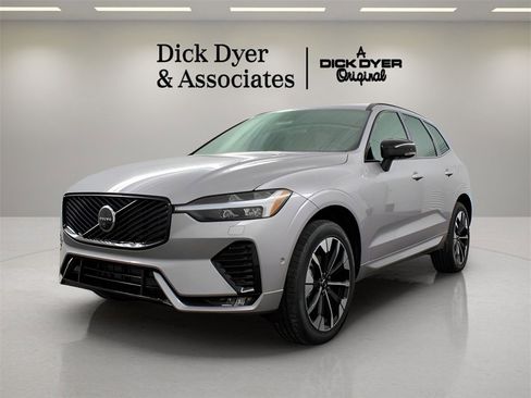 New 2026 Volvo XC60 B5 Plus w/ Protection Package Premier image 6