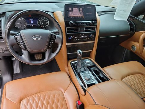 Used 2024 INFINITI QX80 Sensory w/ Cargo Package AWD/4WD image 11